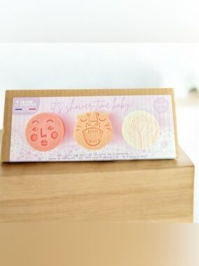 NEW Graine Creative Do It Yourself Soap Kit Shower Time "JOY" Gylcerin France